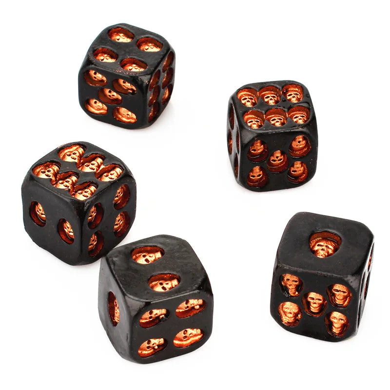 Resin Skull Dice Set - Halloween Board Game Decor & Desk Toy, 18mm, 5pcs