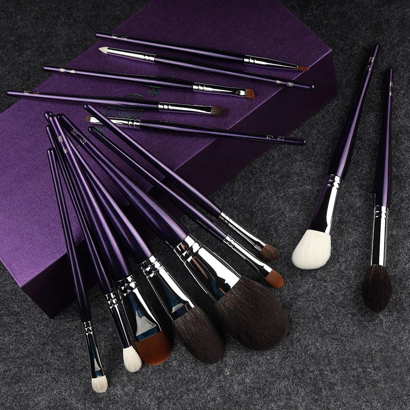 Professional Makeup Brush Set with Powder, Blush, Contour, Foundation & Highlighter Brushes