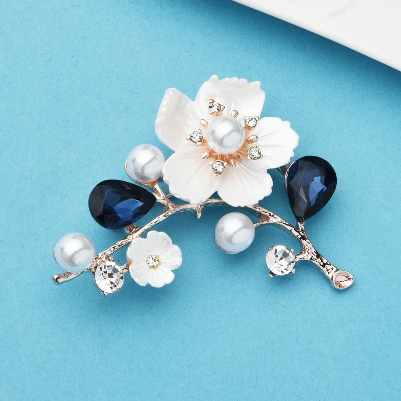 Elegant Floral Brooch Pin for Women Wedding Office Jewelry Gift