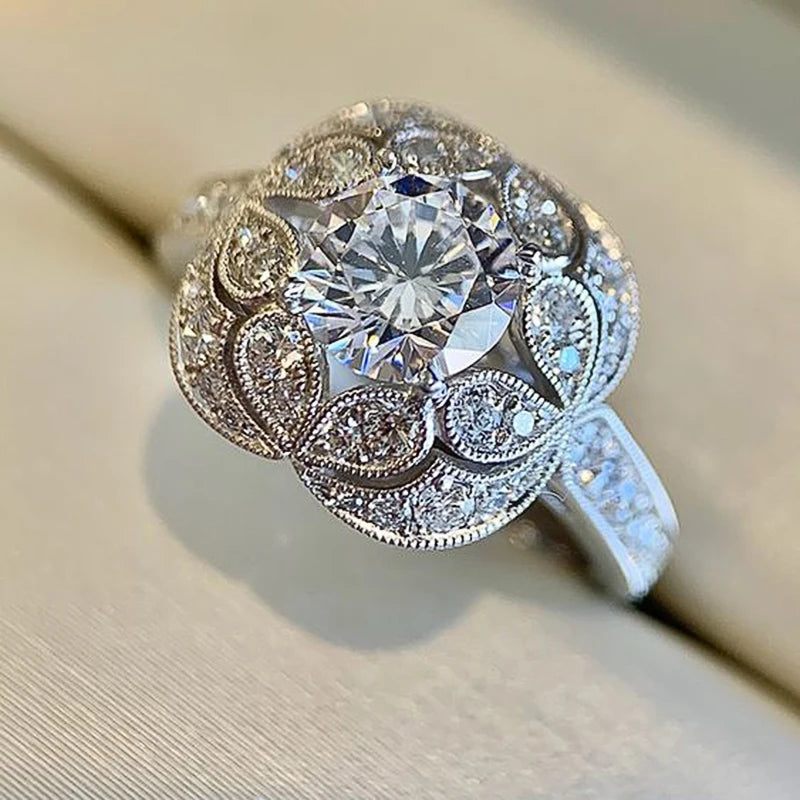 Elegant Flower-Shaped Wedding Ring for Women - Adjustable Size Jewelry Gift