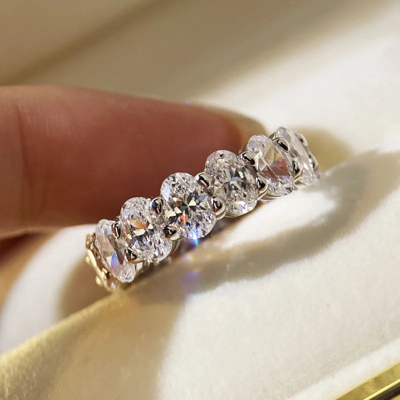 Elegant Moissanite Diamond Row Wedding Ring for Women - Rectangular Oval Design
