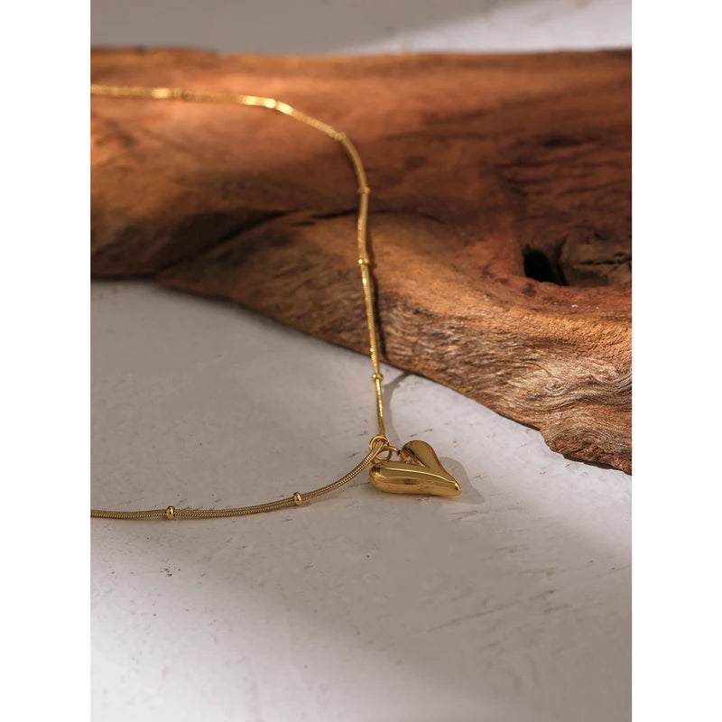 Women’s Heart Pendant Chain Necklace - Stainless Steel Choker Jewelry, Gift Idea