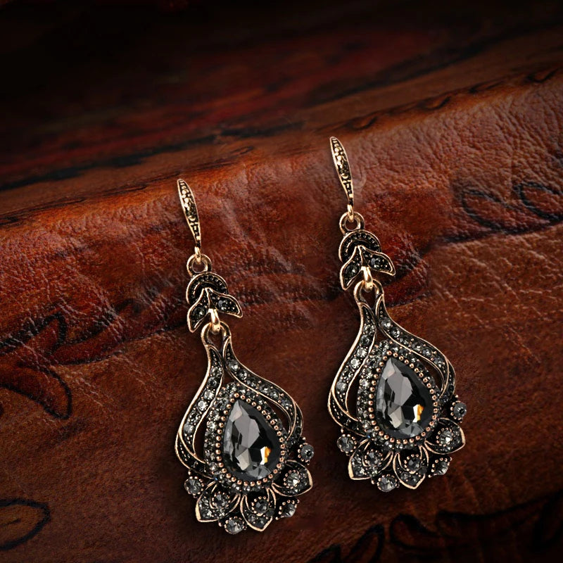 Luxury Gray Crystal Bridal Earrings for Women - Vintage Gold Drop Jewelry