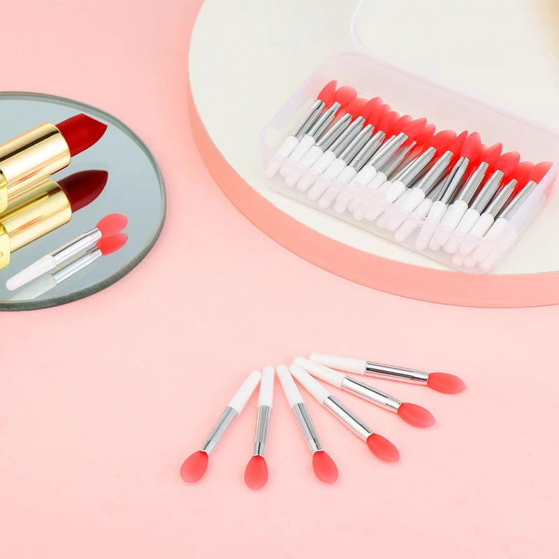 Silicone Lipstick Lip Brush Set with Dust-Proof Cover - Exfoliating & Plumping Makeup Tools
