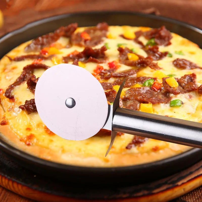 Stainless Steel Pizza Wheel Cutter 6.5cm Diameter Household Kitchen Tool