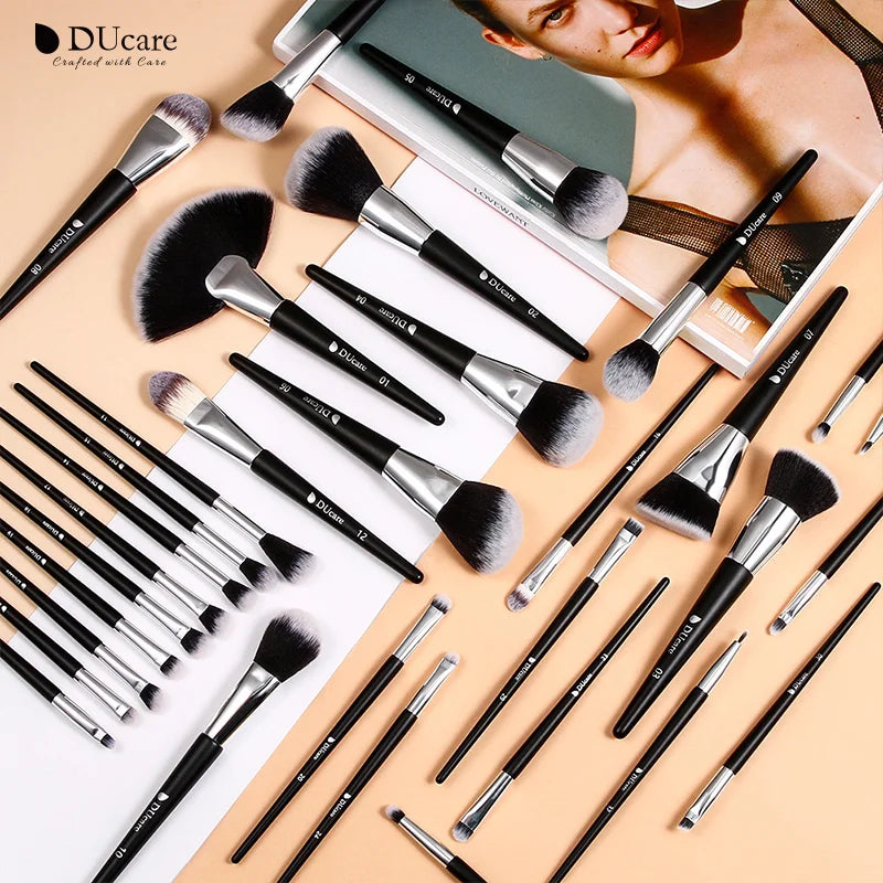 Professional Makeup Brush Set 10-32 Pcs Synthetic & Animal Hair Makeup Tools