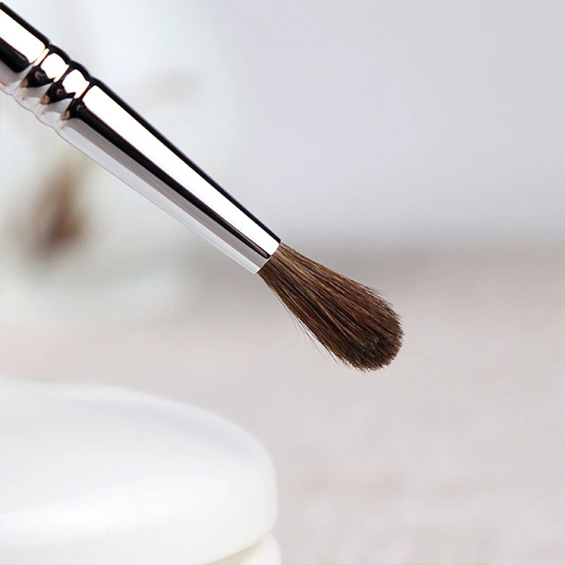 Makeup Brush Eye Shadow Blending Brush Natural Horse Hair Professional