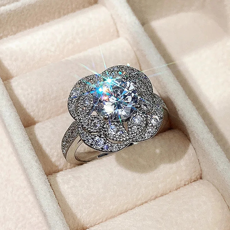Elegant Flower-Shaped Wedding Ring for Women - Adjustable Size Jewelry Gift