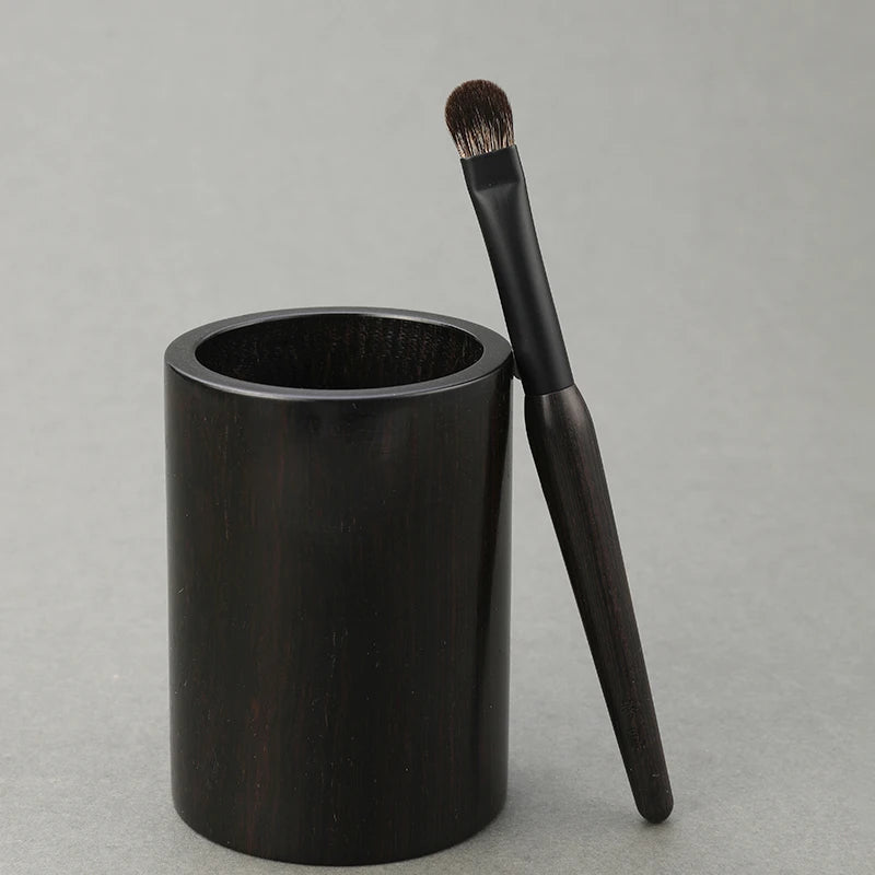 Professional Handmade Eye Shadow Brush with Ebony Wood Handle and Lynx Hair - Medium Size