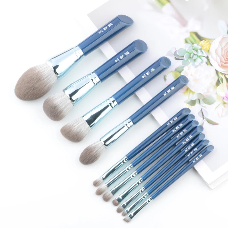 11-Piece Makeup Brush Set with Synthetic Bristles for Face and Eyes