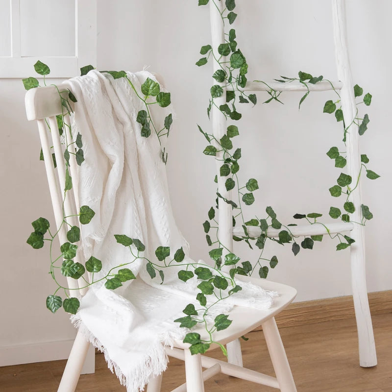 210cm Artificial Hanging Christmas Garland Vine with Green Leaves for Outdoor Home & Wedding Decor