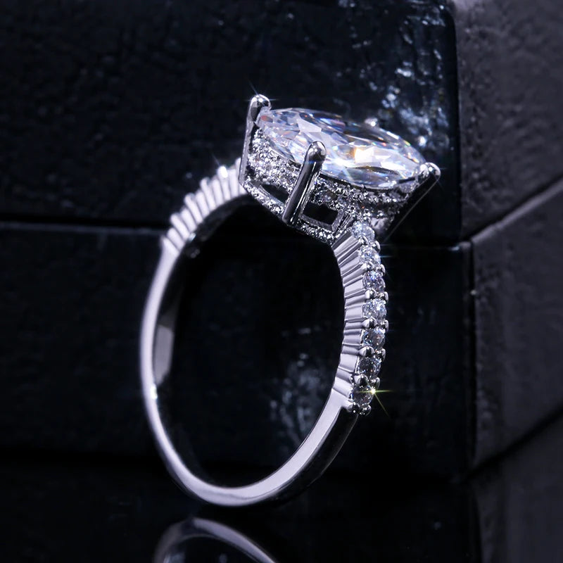 Oval CZ Ring Band - Dazzling Four-Prong Wedding Anniversary Gift for Wife & Girlfriend