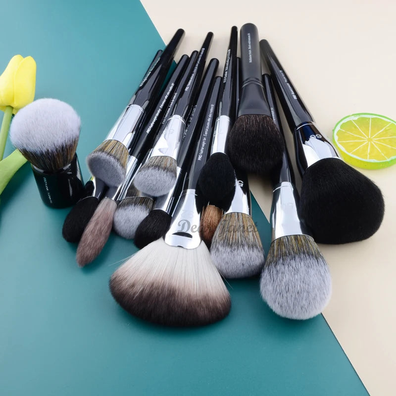 Pro Makeup Brushes Set - Large Synthetic Hair Face & Eye Tools