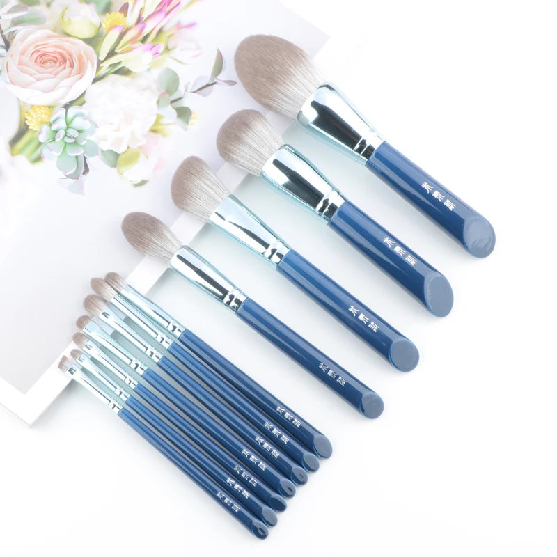 11-Piece Makeup Brush Set with Synthetic Bristles for Face and Eyes