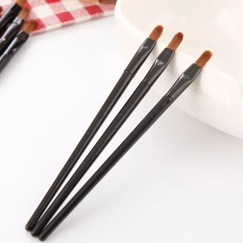 Disposable Lip Brush Applicators 50Pcs - Lip Gloss & Lipstick Makeup Tools