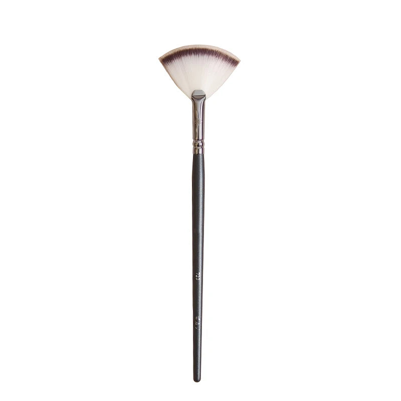 Small Fan Makeup Brush for Blush and Face Powder - Synthetic Hair, Wooden Handle