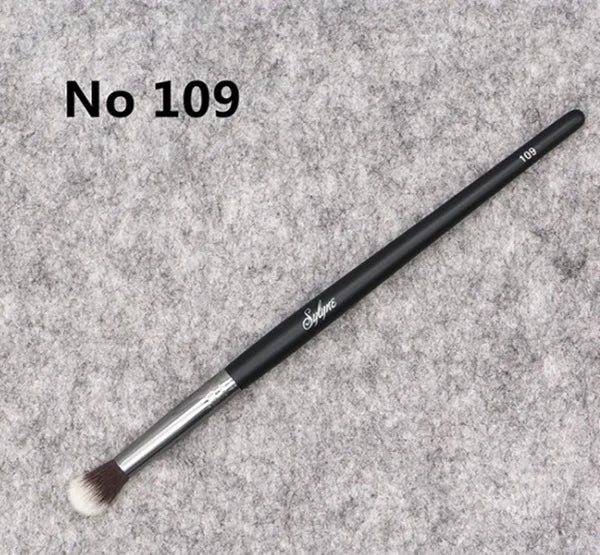 Eyeshadow Makeup Brush Kit with Eyebrow and Blending Brushes - Synthetic Hair, Multiple Handle Colors