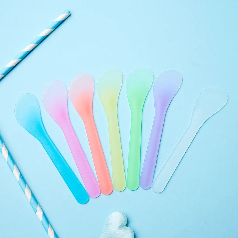 Disposable Facial Mask Spatula Set - 30 Plastic Cosmetic Scoops for DIY Face Masks