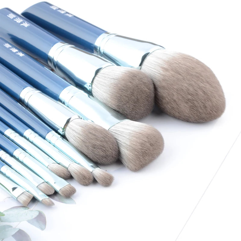 11-Piece Makeup Brush Set with Synthetic Bristles for Face and Eyes