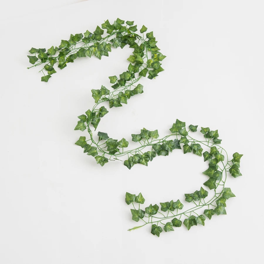 210cm Artificial Hanging Christmas Garland Vine with Green Leaves for Outdoor Home & Wedding Decor