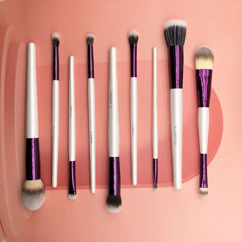 Makeup Brush Set 9Pcs Synthetic Hair Face and Eye Makeup Tools with Wooden Handles