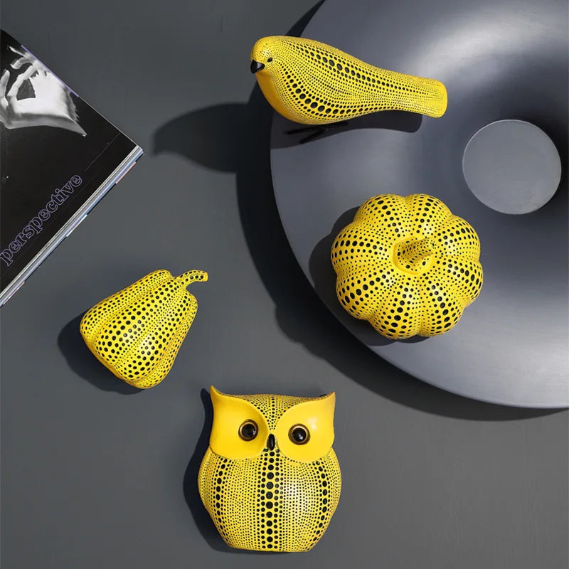 Modern Pumpkin Kusama Yayoi Artistic Sculpture Bird Ornament Home Decor