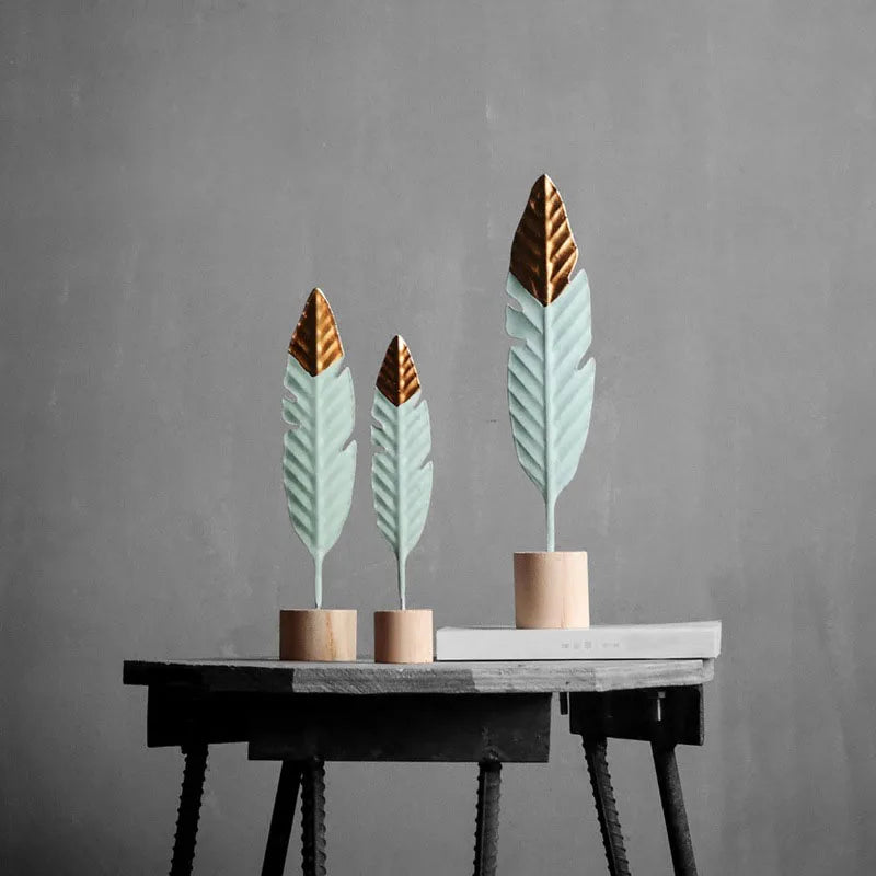 Modern Feather Wooden Figurine for Home & Office Decor - Miniature Sculpture