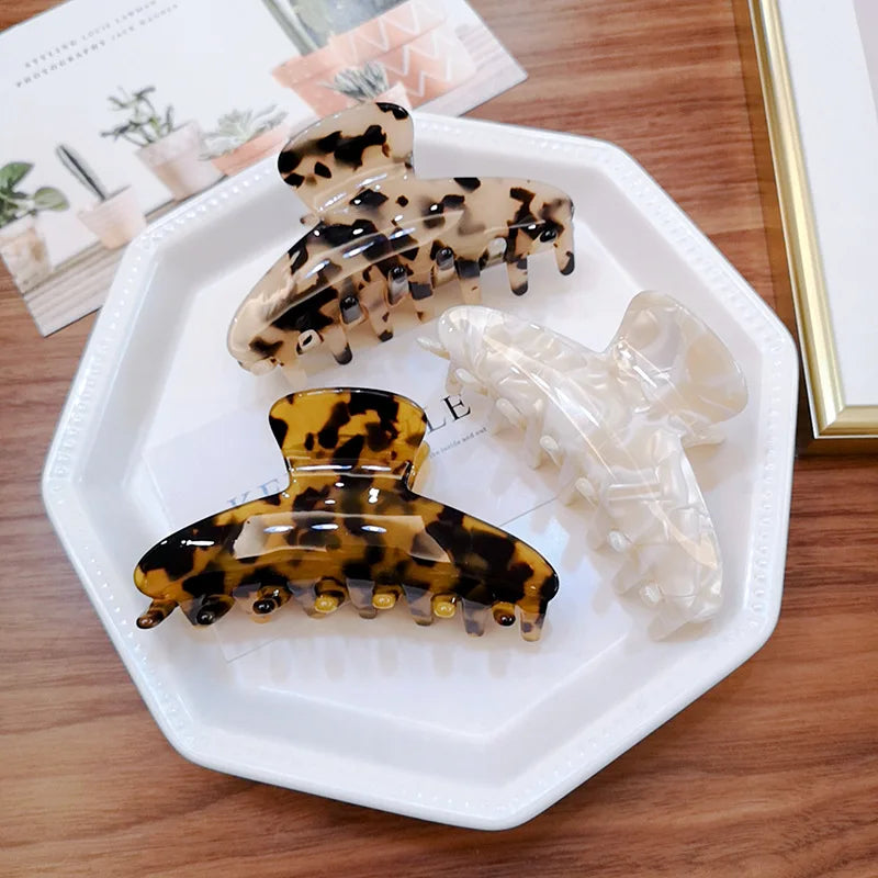 Large Acrylic Leopard Print Hair Claws Hairpins for Women & Girls - Party Gift Accessory