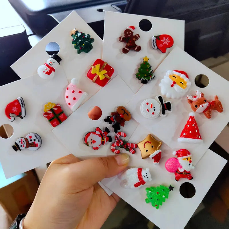 Christmas Brooch Badge Set for Women Snowman Deer Snowflake Holiday Jewelry