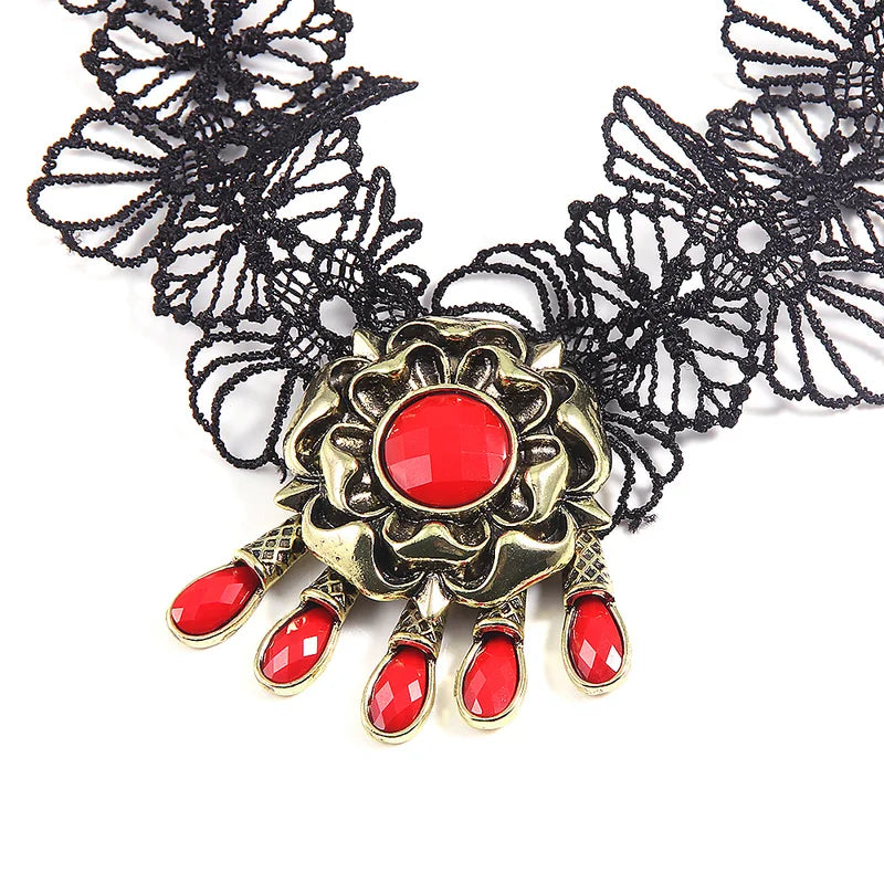 Village Resident Evils Necklaces for Cosplay Lady Dimitrescu Collar Jewelry Halloween Gifts