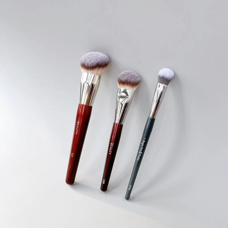 Makeup Brush Set with Concealer, Foundation & Contour Brushes - Professional Quality