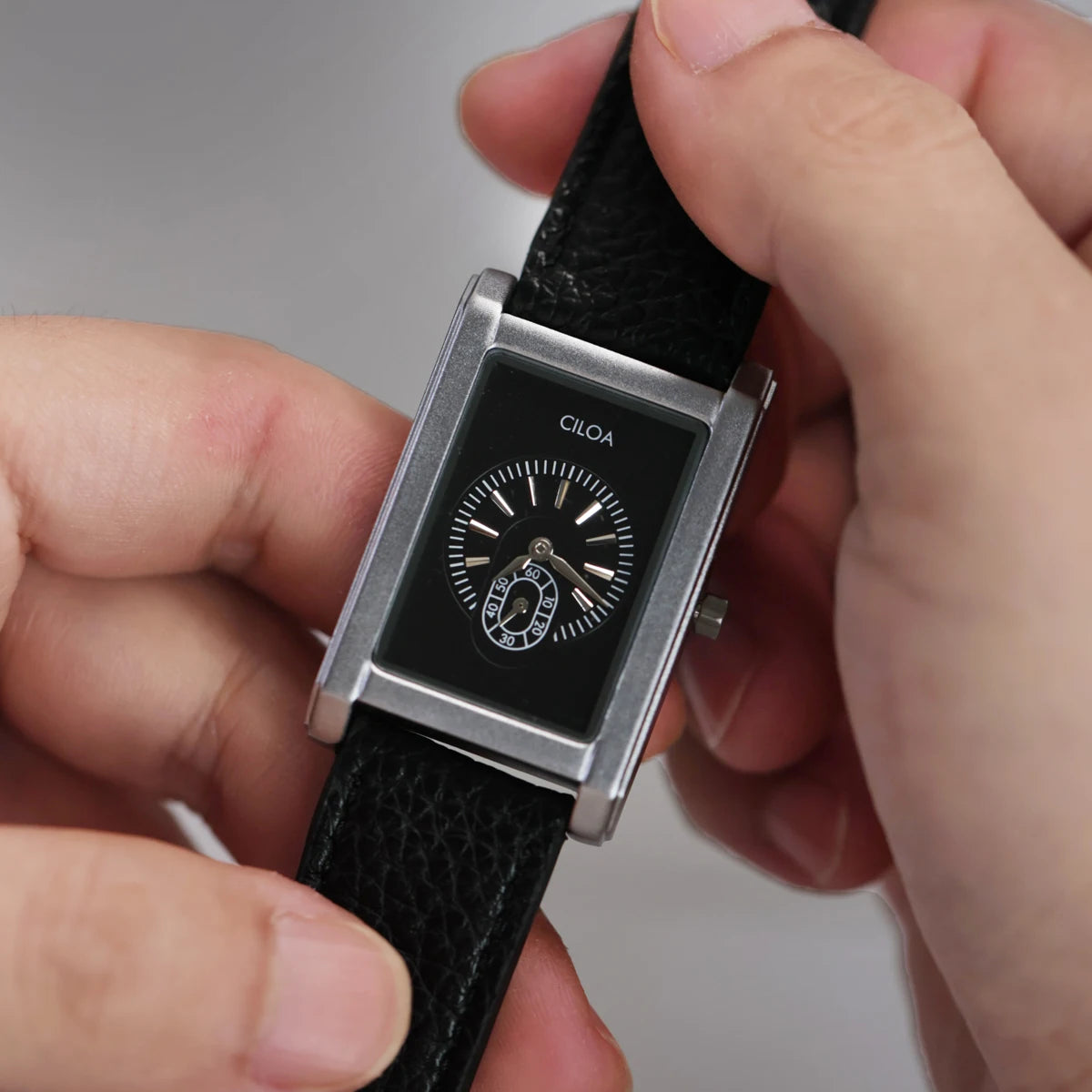 Men's Retro Waterproof Luxury Business Watch - Square Dial, High-Quality