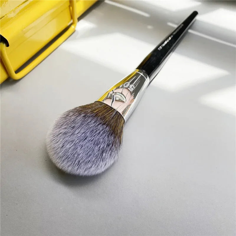 Tapered Powder Makeup Brush - Light Air Finish Face Brush for Setting & Sculpting