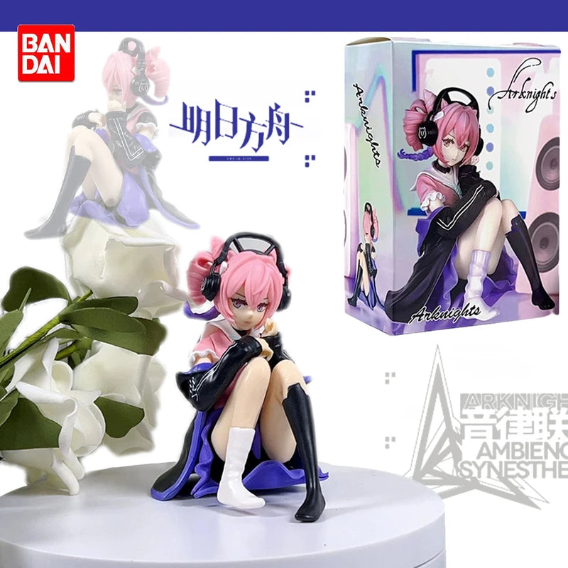 Anime PVC Figure Noodle Stopper Desk Decoration Doll Collection - Black & White