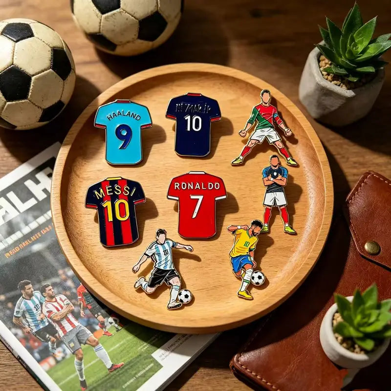 Football Player Enamel Brooch Pin - Ronaldo Goalkeeper Sports Metal Badge for Clothes