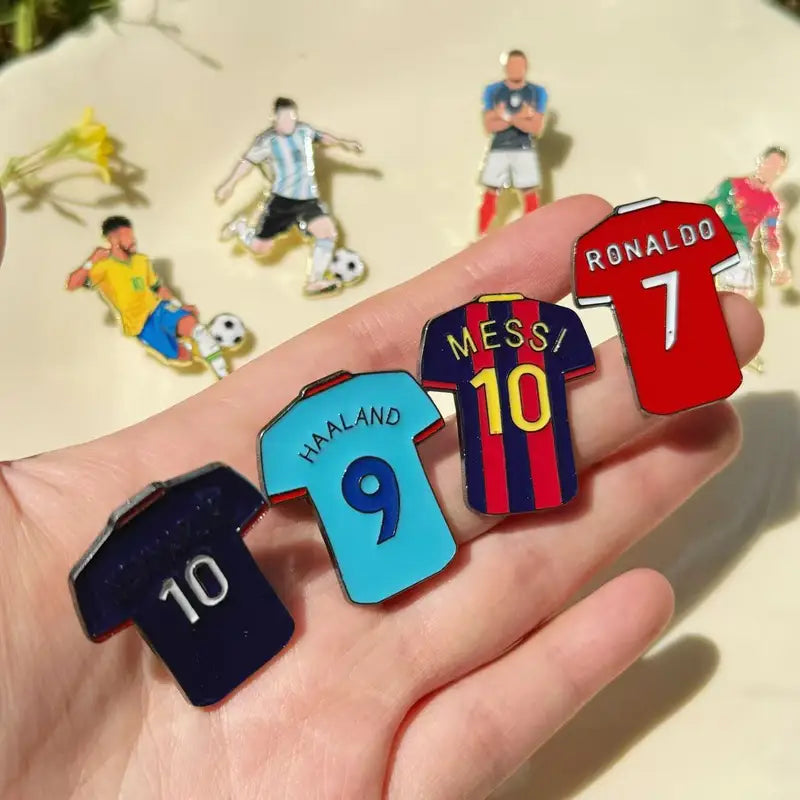 Football Player Enamel Brooch Pin - Ronaldo Goalkeeper Sports Metal Badge for Clothes
