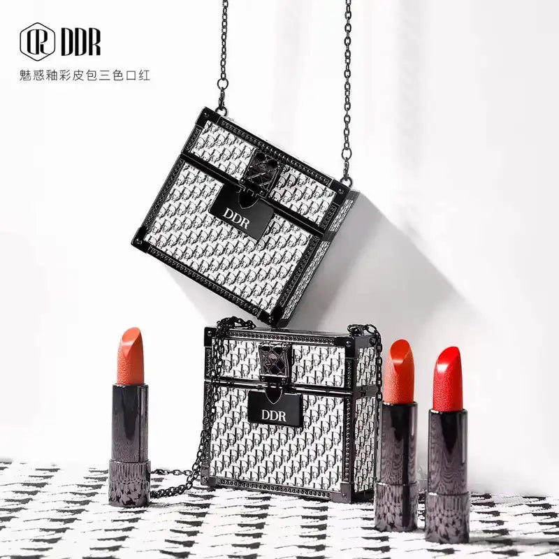 Mini Lipstick Case Set with Chain - Matte Soft Mist Finish, Smear-Proof Makeup Kit