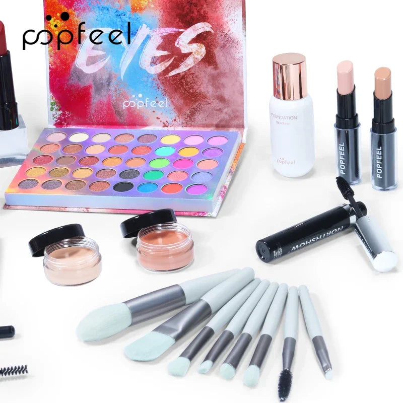 All-in-One Makeup Kit with 29 Pieces - Eyeshadow, Foundation, Lipgloss & Brushes