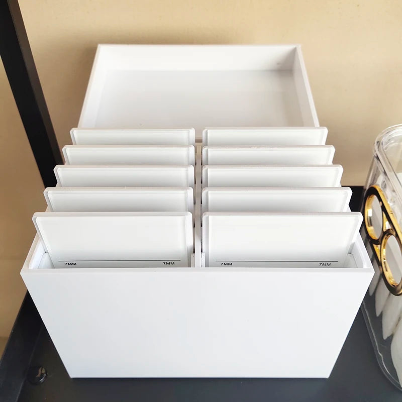False Eyelash Storage Box Organizer Display Stand Makeup Tool Case