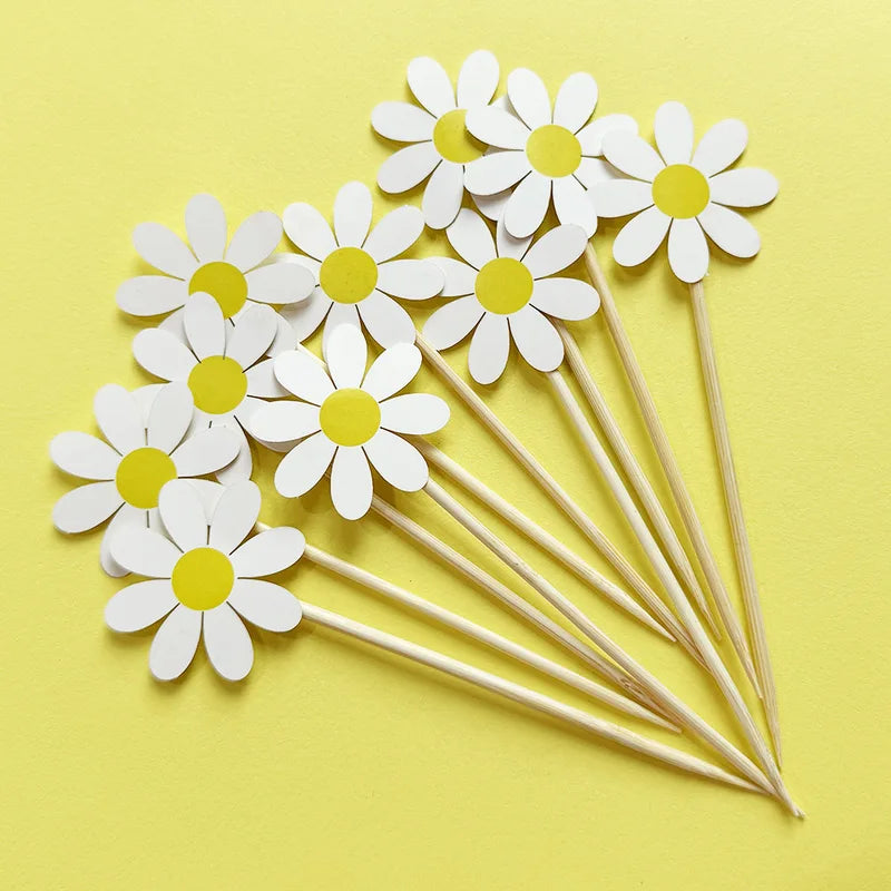 20pcs White Daisy Cake Toppers Flower Cupcake Decorations for Wedding Birthday