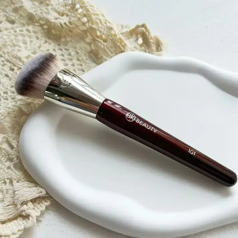 Contoured Makeup Brush Set - Liquid Foundation, Bronzer, Blush & Highlighter Tools
