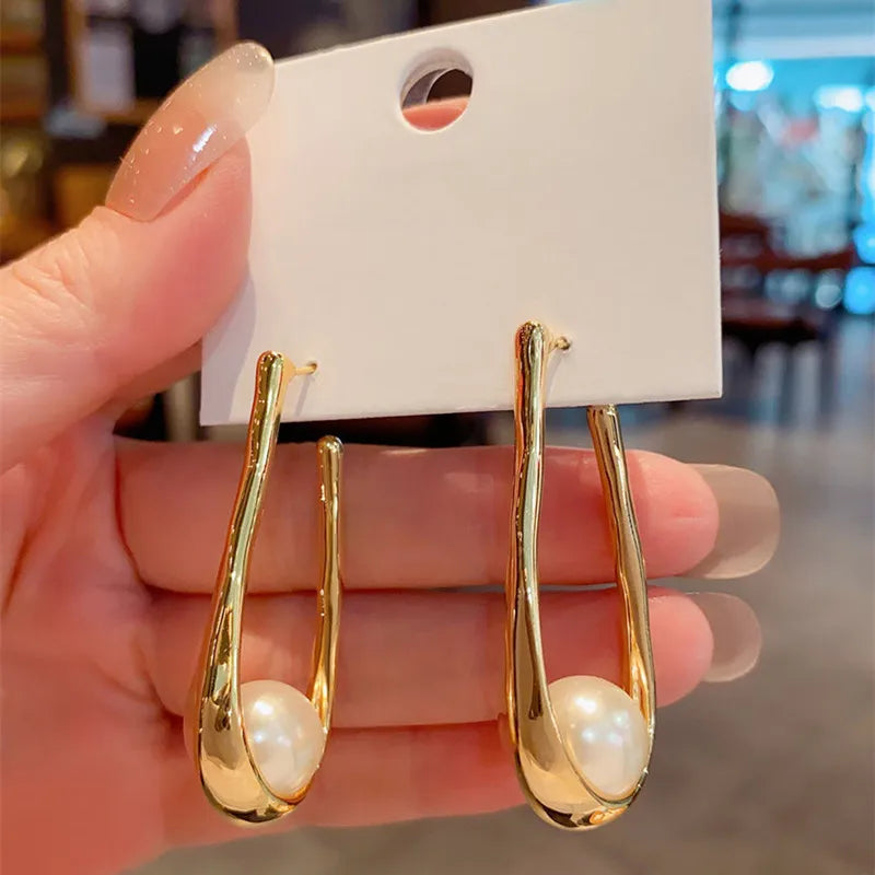 Luxury Gold Drop Earrings with Shell Pearl Hollow Design for Women - Party & Engagement Jewelry