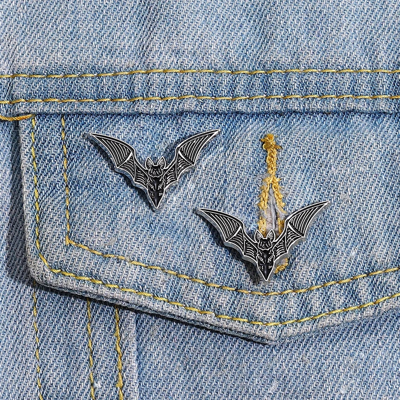 Dark Punk Style Enamel Bat Brooch Gothic Jewelry Halloween Gift