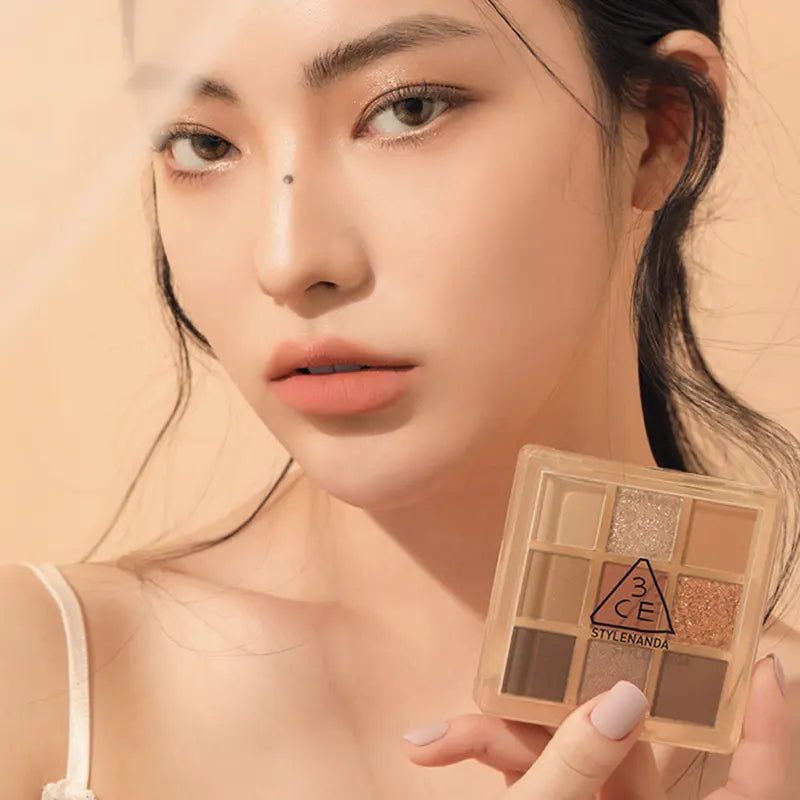 Multi Eye Shadow Palette - Highly Pigmented, Beginner-Friendly, Travel-Size