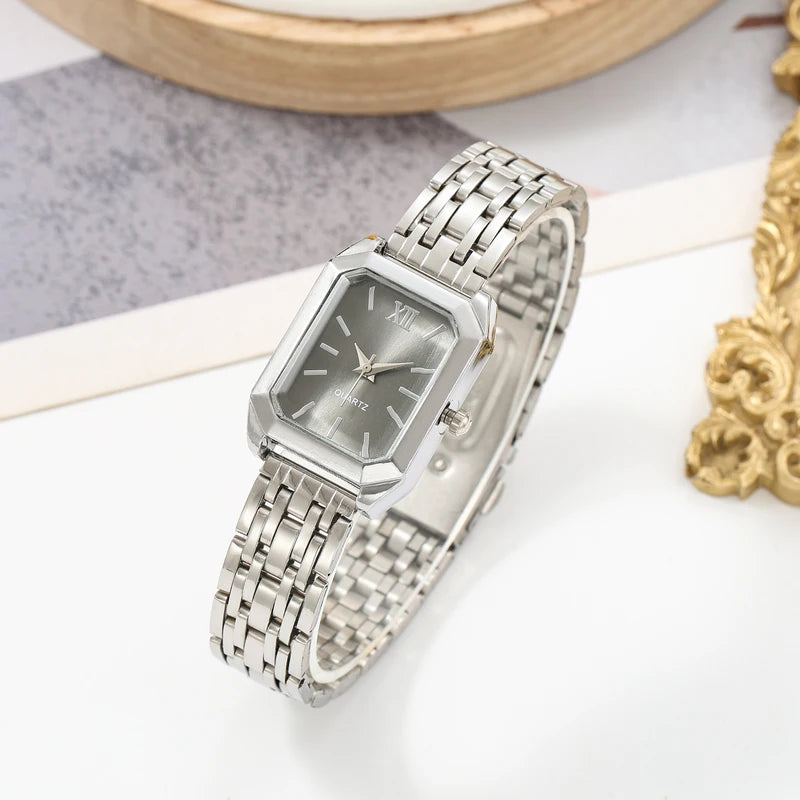 Women’s Square-Shaped Steel Band Quartz Watch with Fashionable Bracelet Design