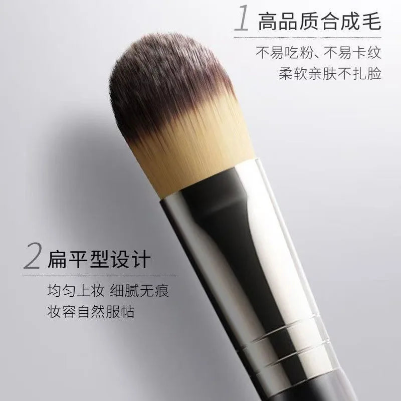 Portable Makeup Brush Set with Foundation, Highlighter & Concealer Brushes