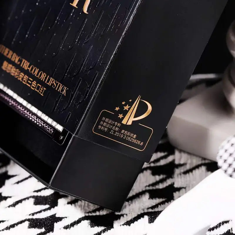 Mini Lipstick Case Set with Chain - Matte Soft Mist Finish, Smear-Proof Makeup Kit