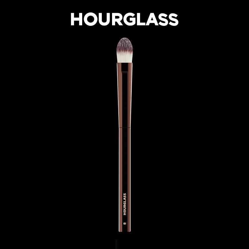 Large Concealer Makeup Brush - Soft Fiber Face Brush for Covering Flaws