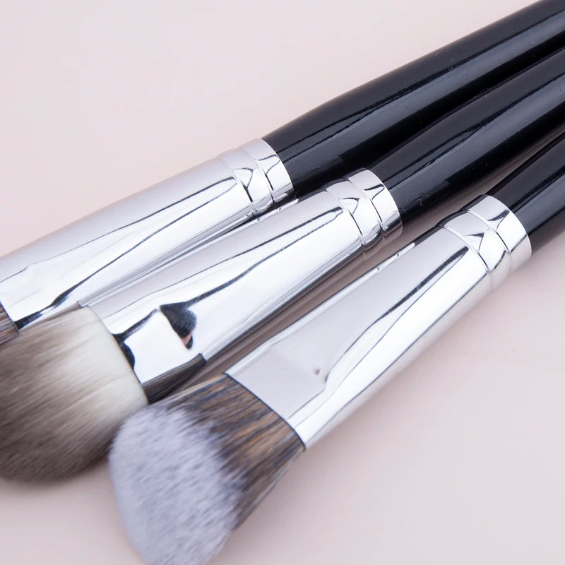 Cream Blush Brush for Powder & Stippling Application - Professional Makeup Tool