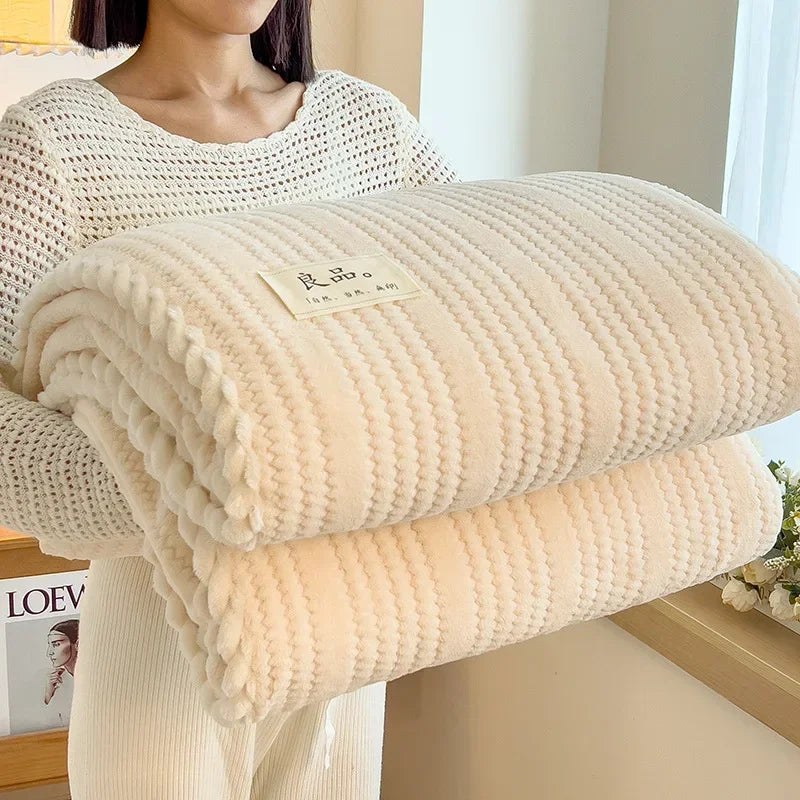 Multifunctional Warm Throw Blanket for Sofa, Bed & Travel - Thick & Cozy
